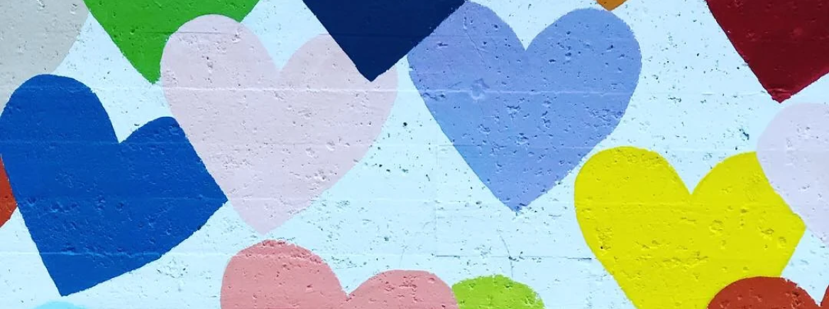 Heart Mural created by Evelyn Henson